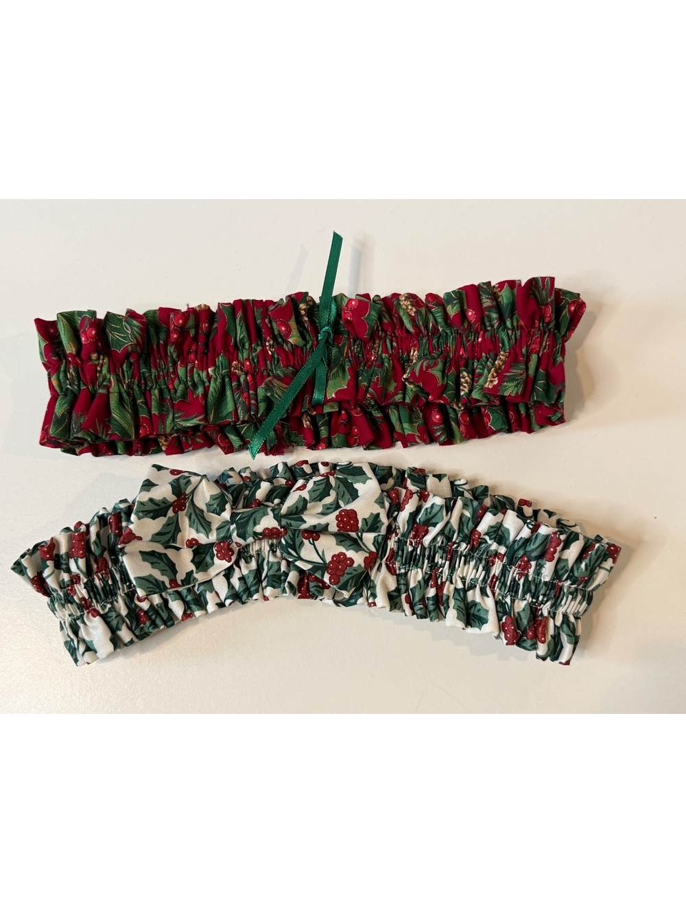 Vintage Christmas Basket Garters Bands – Holly Berry Holiday Set of 2